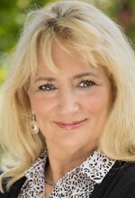 Vicki Gandee